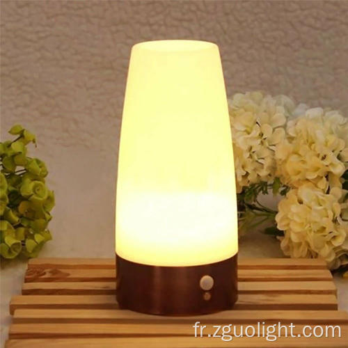 Lampe de table LED sans fil de mouvement PIR LED